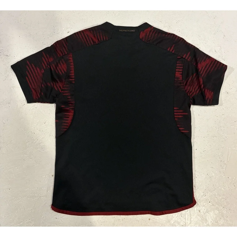 Germany Jersey Away Football Shirt 2022 - 23 Red Adidas Trikot Mens Size S Slim
